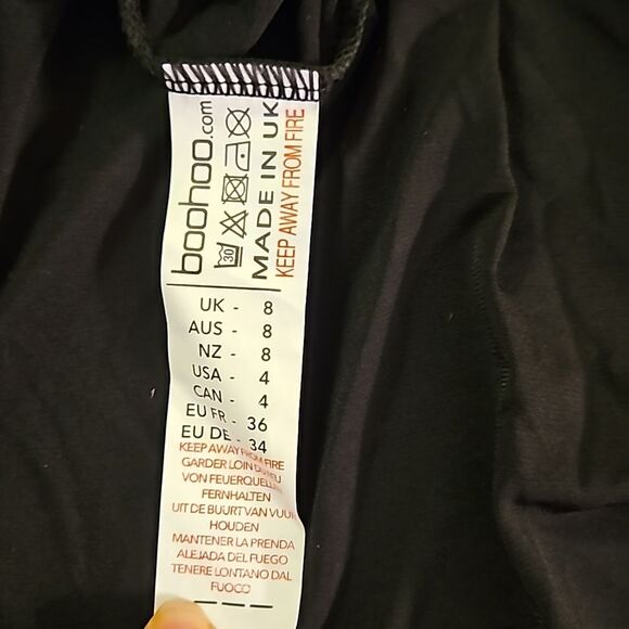 NWT Boohoo Black & Gold maxi dress size 4 - Picture 12 of 16